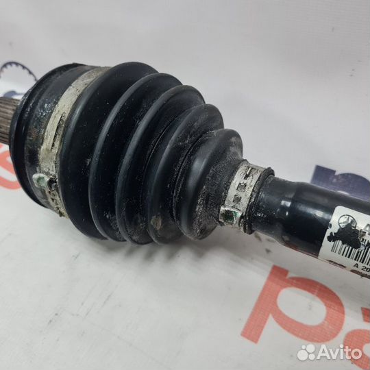 Привод передний правый Mercedes-Benz C-Class W205