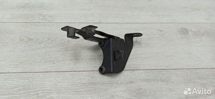 Кронштейн крепление блока ABS абс Hyundai solaris