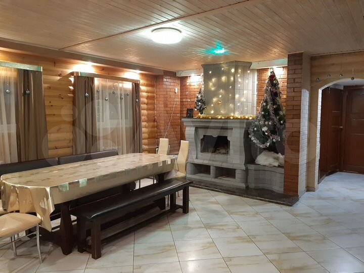 Дом 135 м² на участке 5 сот.