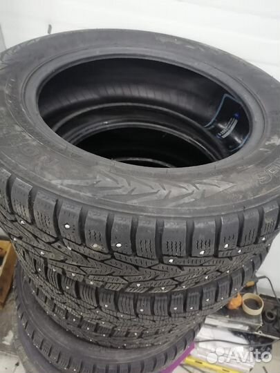 Pneu Vranik Super Snow 6.5/15.5 R15
