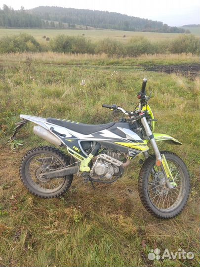 Мотоцикл эндуро Racer K2 250 кубов