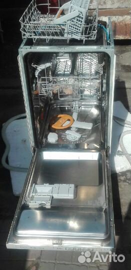 Встроенная посудомойка Electrolux 45 см ширина