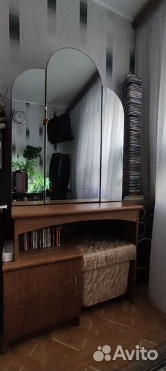 Трюмо трельяж с зеркалом бу