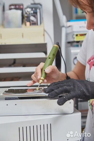 Замена стекла на iPhone