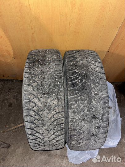 Pirelli Ice Zero 215/65 R16