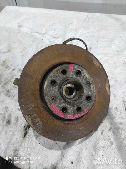 Поворотный кулак ступица левый opel corsa d