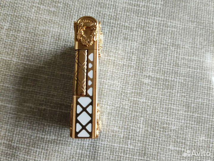 Зажигалка s t dupont Versailles