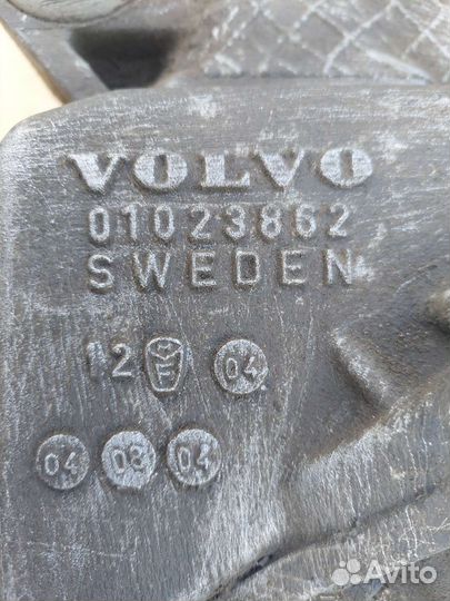 Редуктор заднего моста Volvo XC90 1