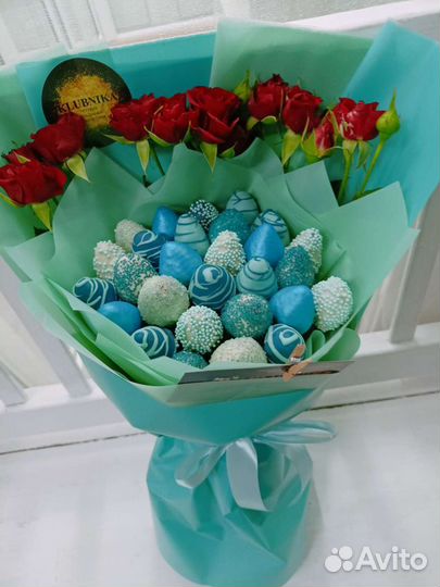 Клубника в шоколаде букеты