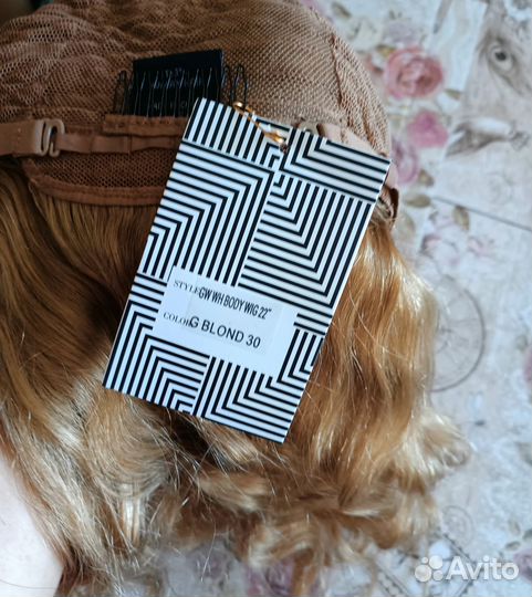 Парик женский натуральный