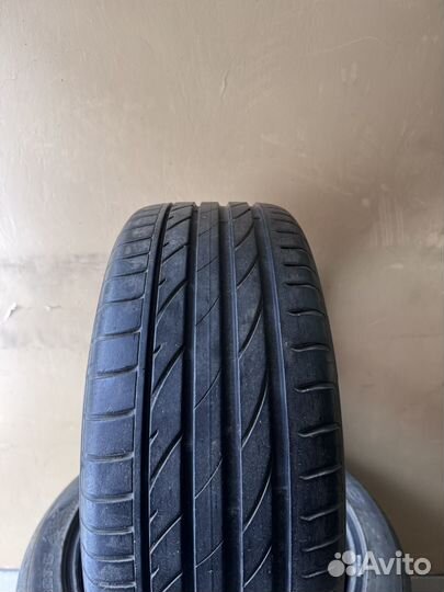 Maxxis Victra Sport VS5 235/45 R18