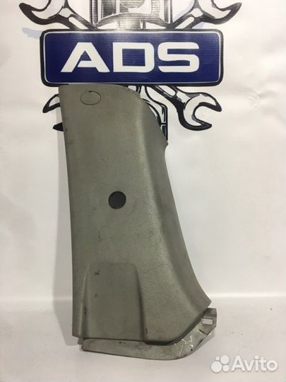 Обшивка стойки задняя правая Ssangyong Kyron 2