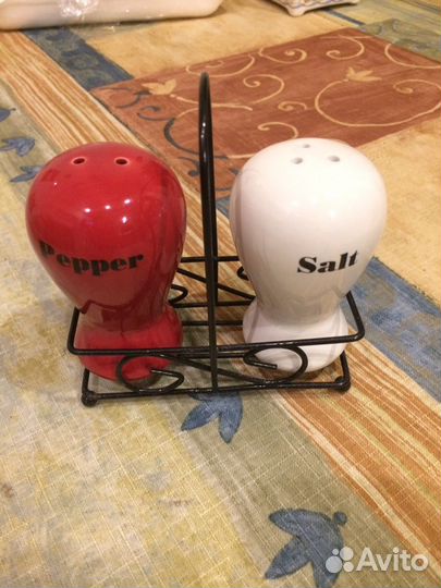 Солонка соль-перечница новая