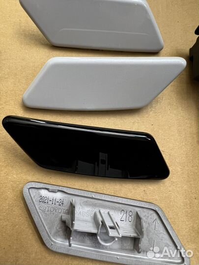 Омыватель фары Camry v75 правый левый