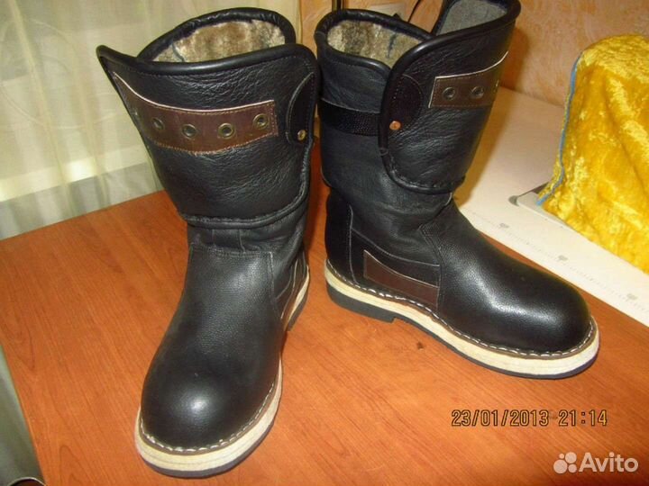 Мастер по ремонту и пошиву обуви (унтов )