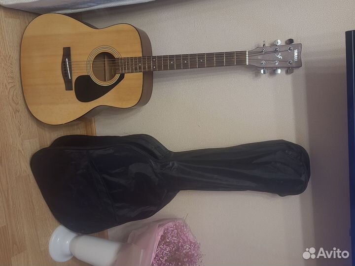 Акустическая гитара yamaha f310 бу