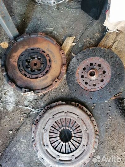 Сцепление с маховиком Kia Sorento 2 XM 2.4мкпп