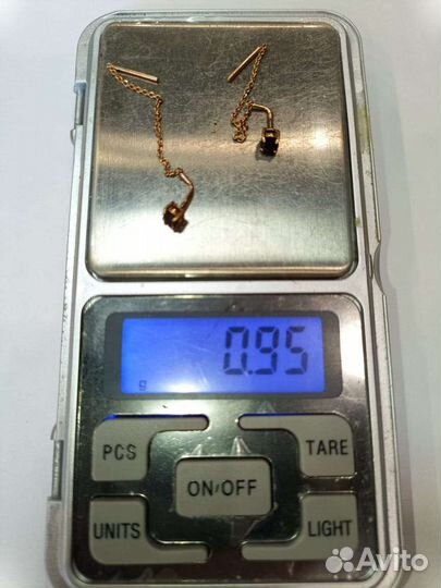 Золотые серьги