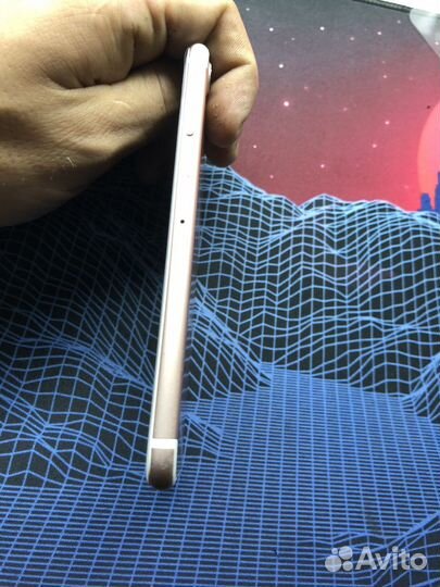 Телефон iPhone 7 128gb