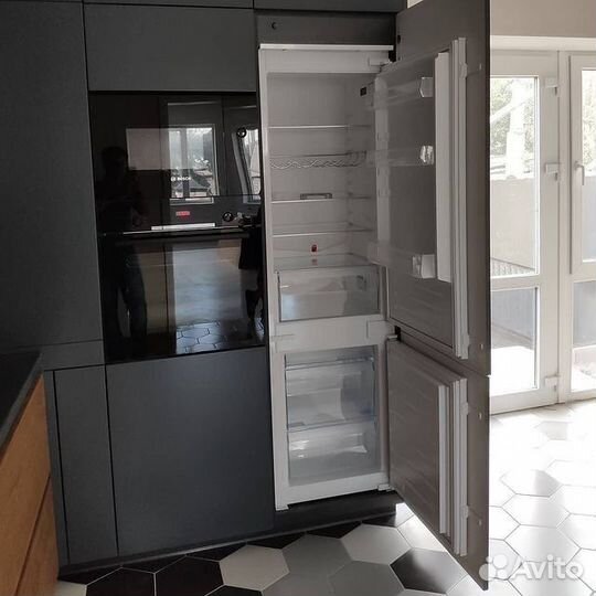 Современная стильная кухня