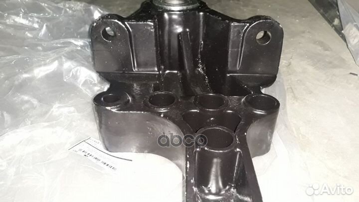 Кронштейн передней рессоры задний левый 10.0731