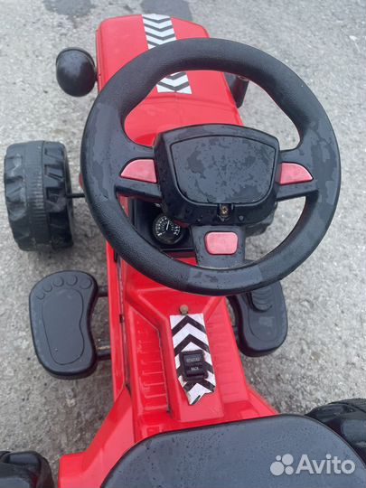 Детский электромобиль