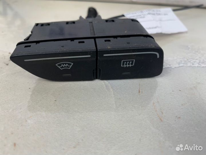 Кнопка включения обогрева стекла Ford Focus 3 CB8