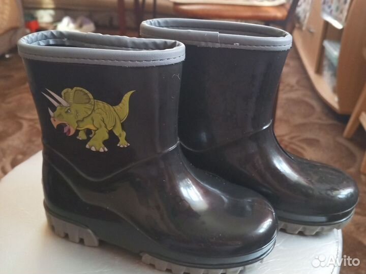 Детские резиновые сапоги