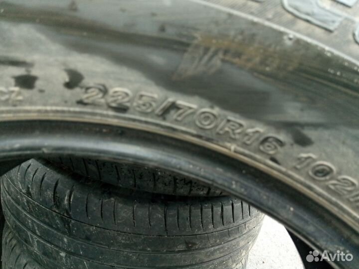 Bridgestone B250 225/70 R16