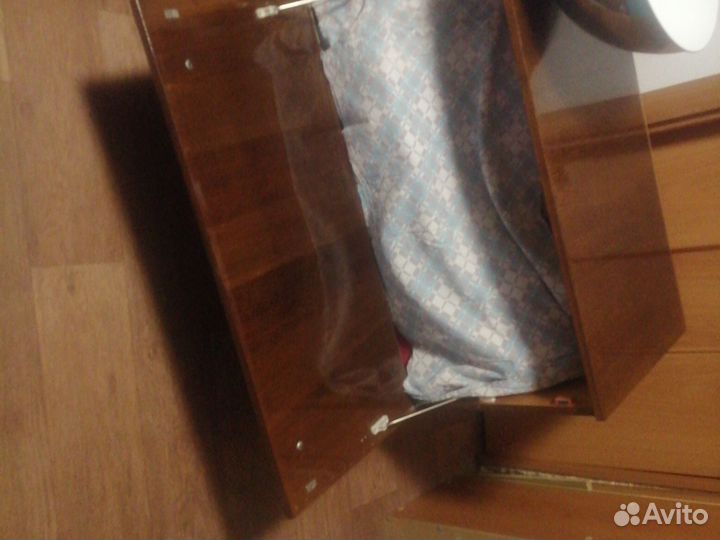 Бельевая тумбочка