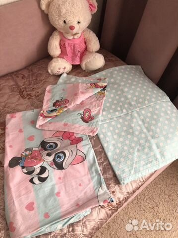 Постельное и одеяло с подушкой