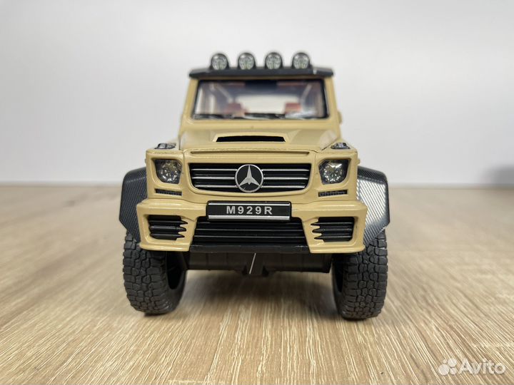 Модель машины металлическая Mercedes-AMG G 63 6x6