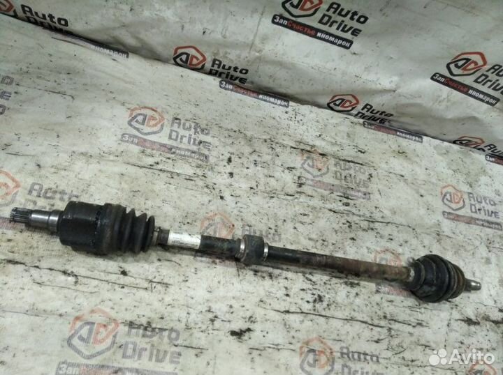 Привод (полуось) передний правый Chevrolet Cobalt