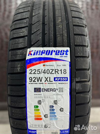 Kinforest KF-550 225/40 R18 92W