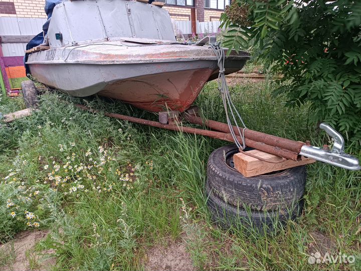 Моторная лодка Обь - 3