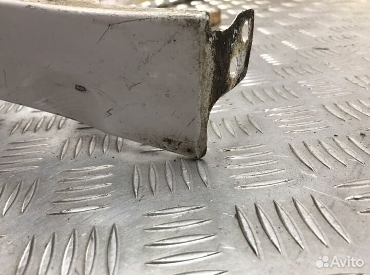 Крыло переднее правое Volkswagen Scirocco 2.0 TDI