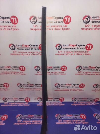 Молдинг стойки лобового стекла Ford Transit