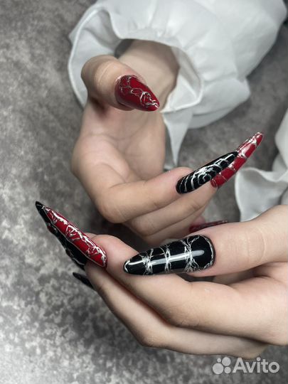 Маникюр, наращивание ресниц Чурилово