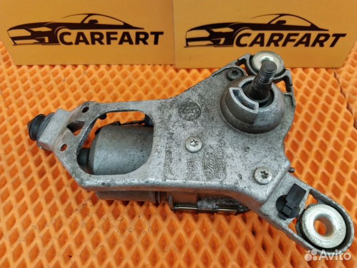 Мотор дворников передний правый Ford Focus 3 CB8