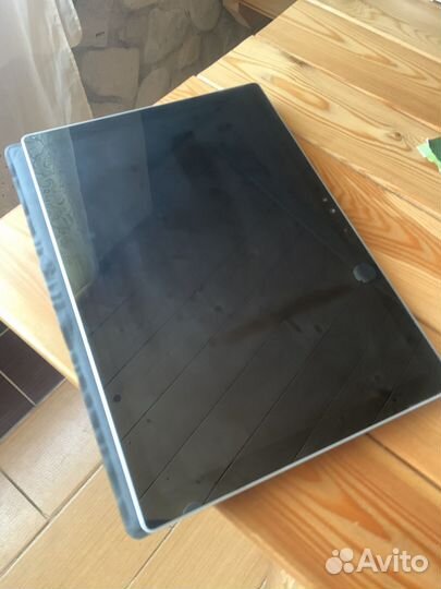 Microsoft surface pro 4 i5 8 256