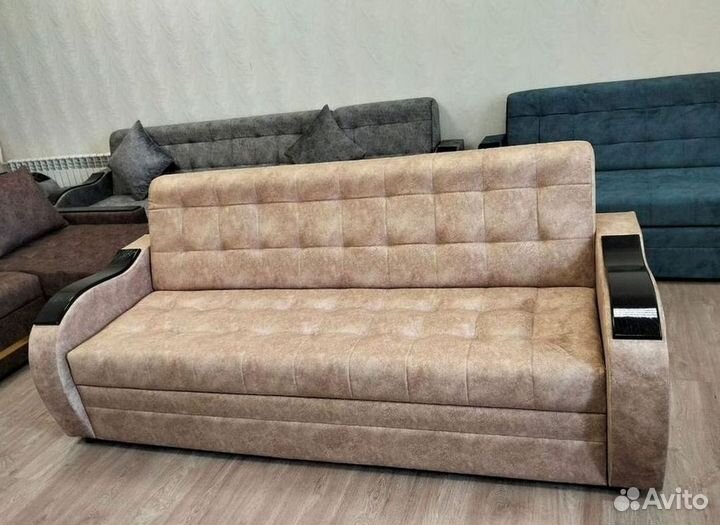 Прямой диван на заказ