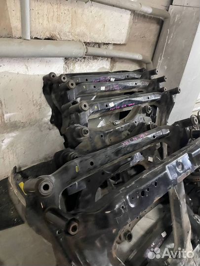 Подрамник на nissan x trail