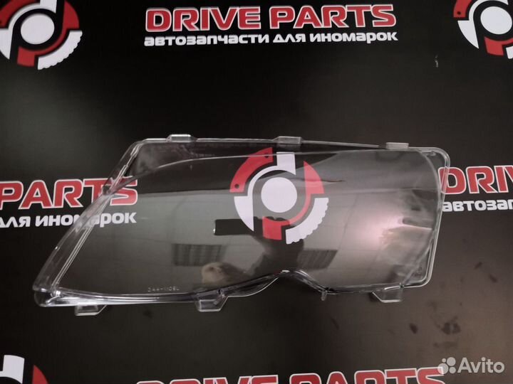 Стекло фары BMW 3 E46 Sedan 2002-2006 левое