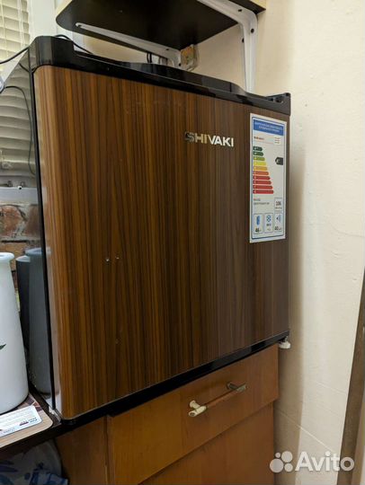 Холодильник однокамерный Shivaki SDR-052T