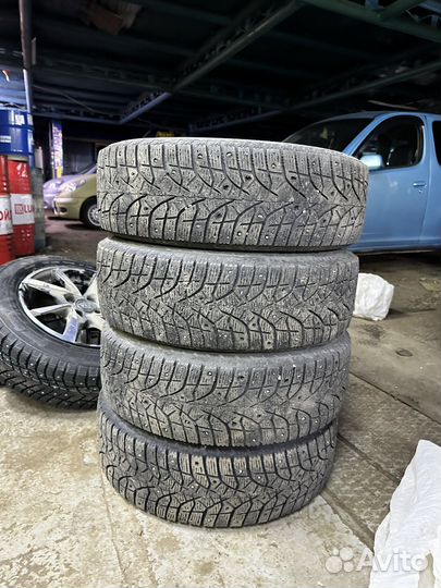Bridgestone Blizzak Spike-01 185/65 R15