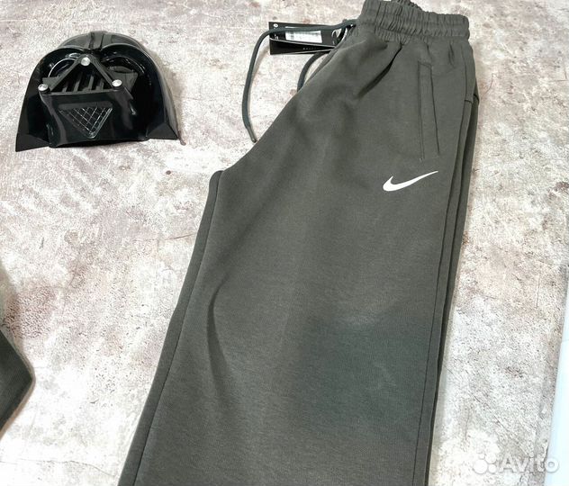 Спортивные костюмы Nike