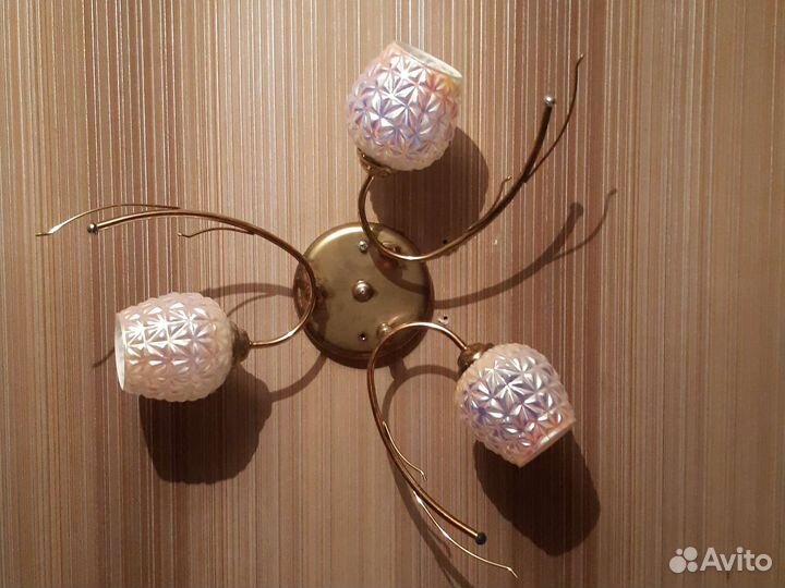 Три Люстра потолочная