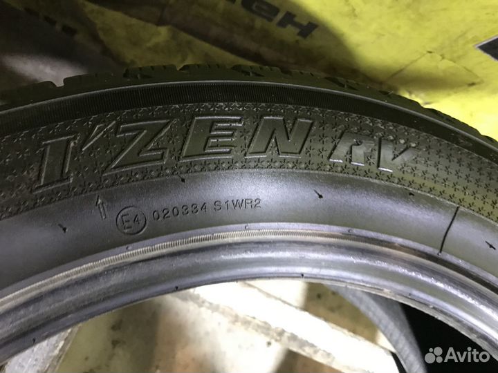 Kumho Ecsta RV KU32 215/55 R18
