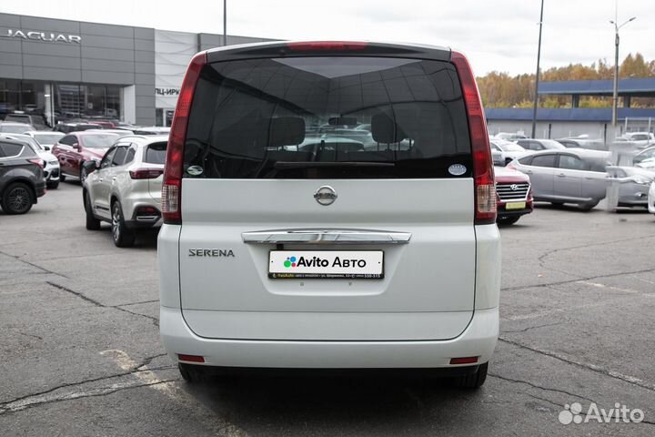 Nissan Serena 2.0 CVT, 2010, 190 000 км