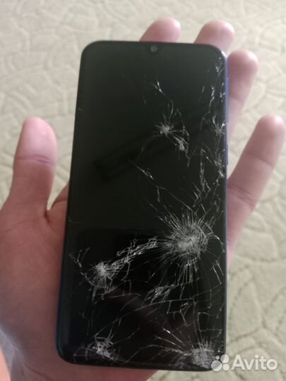 Samsung Galaxy A40, 4/64 ГБ